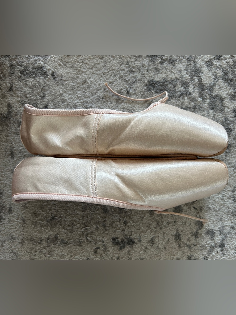 MERLET Diva pointe shoes - NEW